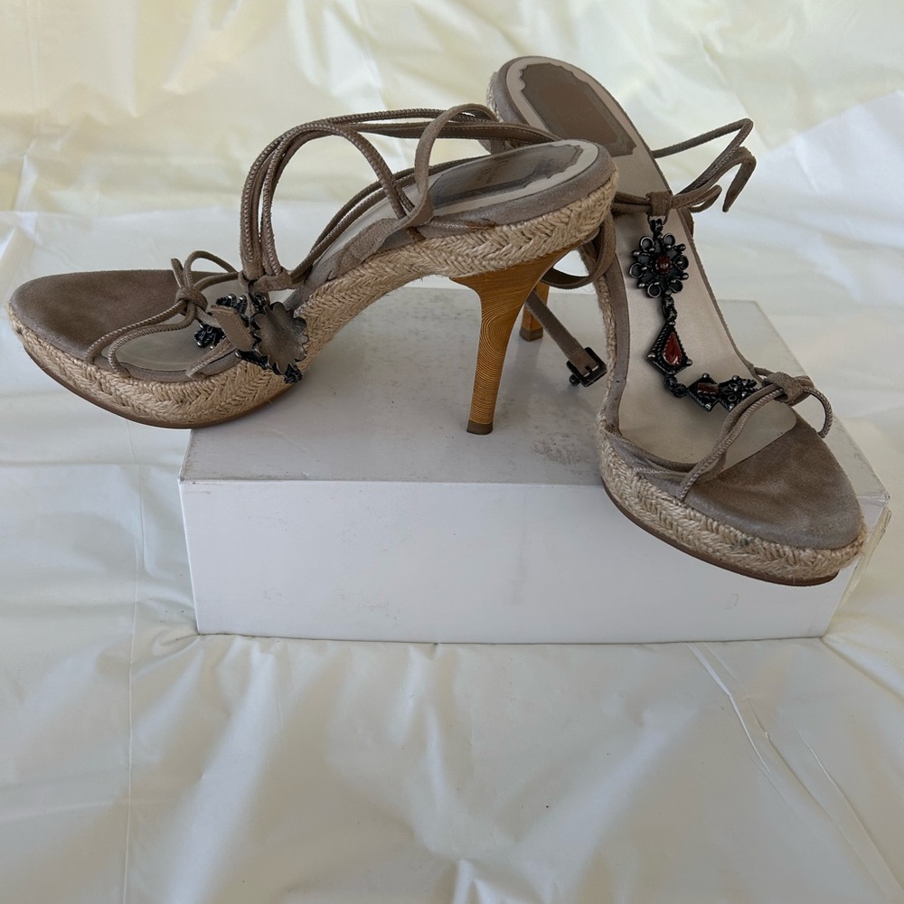 Christian Dior Taupe Espadrille Platform Sandals with brocade Accents, size 8 - Picture 2 of 8